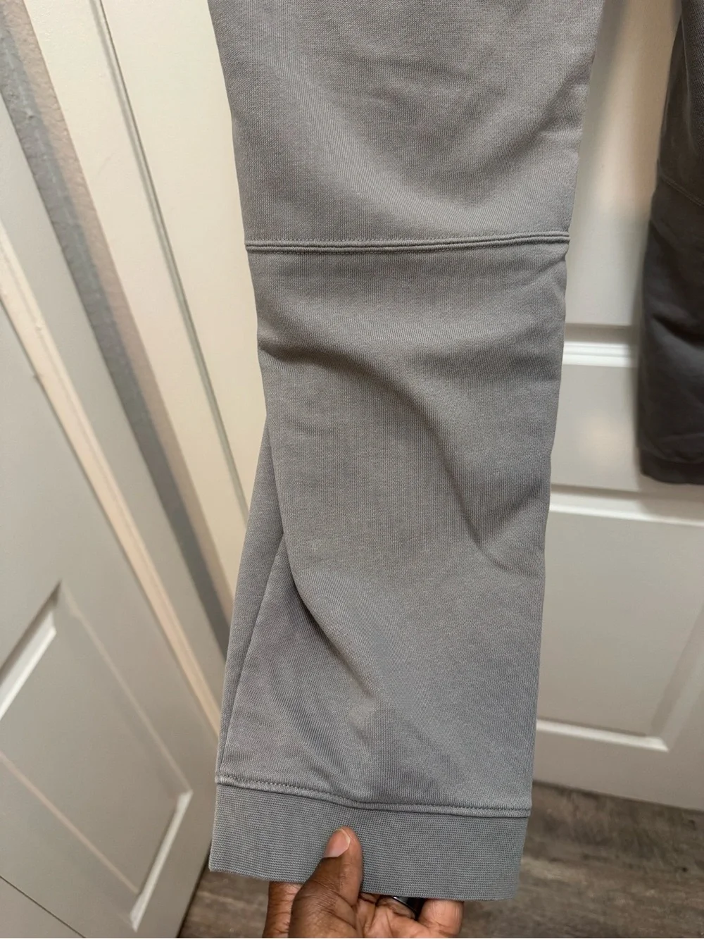 Nike NFL Dri-Fit New England Patriots Gray Performance Sweatpants - Picture 10 of 11